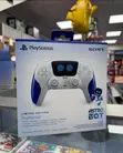 PS5 DualSense Controller - Astro Bot Limited Edition - 2