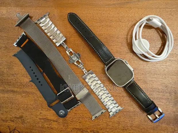 Apple Watch Ultra (Used) - 1