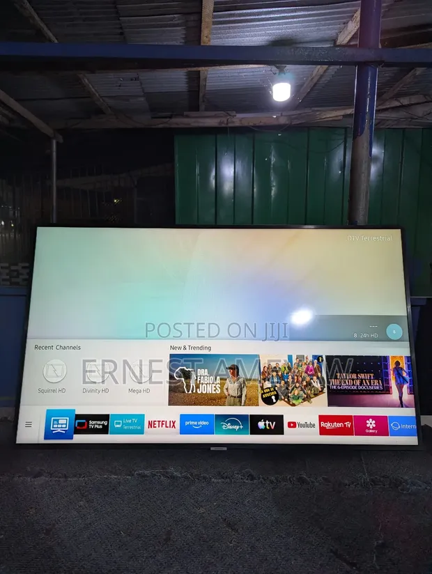 Samsung 50-inch 7 Series Smart TV - 1