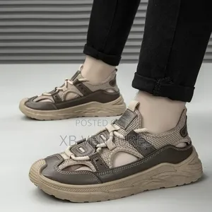 Comfortable Men's Casual Sandals - Streetwear Style