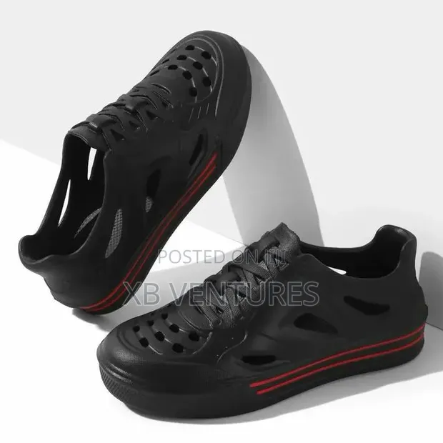 Casual Water Resistant Crocs Sneakers - 1