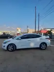 Hyundai Elantra 2013 - White - 2