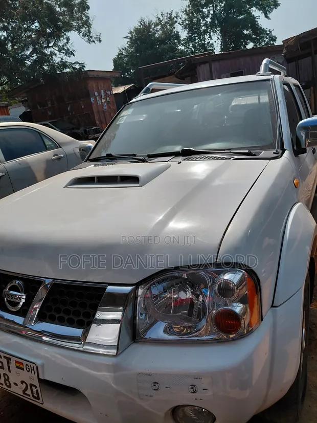 Nissan Hardbody 2020 Off-White - 1
