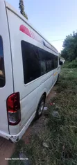 Toyota HiAce 2012 GL - 2