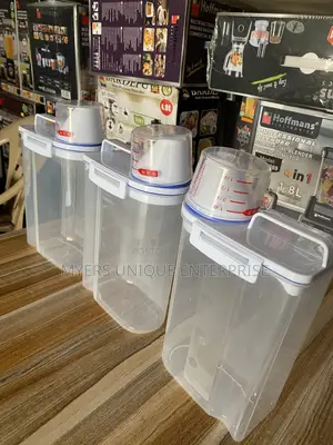 2.3L Cereal Storage Container with Measuring Cup