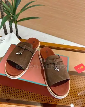 Men's Slippers - Brand New