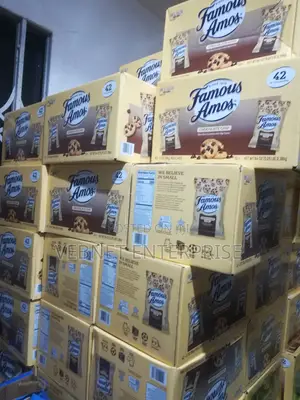Famous Amos Chocolate Chip Cookies (42 Pouches)