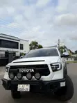 Toyota Tundra 2017 White - 1