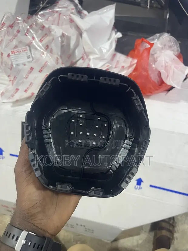 Honda CR-V Airbag Cover (2023-2026) - 1