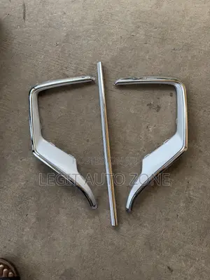 Honda CR-V 2020-2022 Front Bumper Chromes