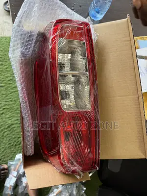 Nissan Navara 2012-2014 Taillights