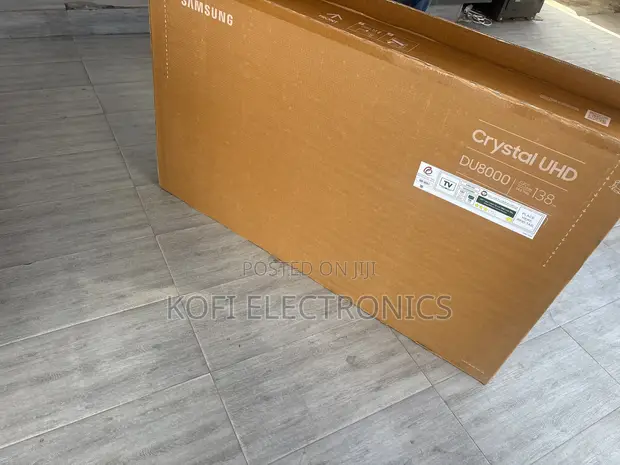 Samsung 55" Crystal UHD DU8000 4K TV - 1