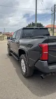 Toyota Tacoma 2025 Black - 3
