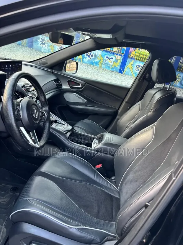 Hyundai Elantra 2018 Blue - 1