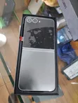 New Samsung Galaxy Z Flip 5 256GB Gray - 2