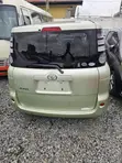 Toyota Sienta 2011 Green - 1