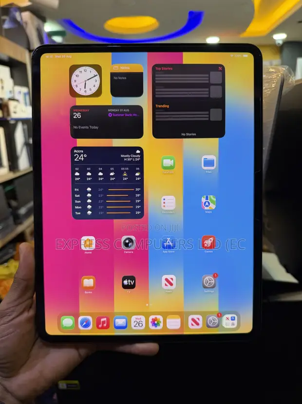 Apple iPad Pro 13" (2025) 256GB Silver - 1