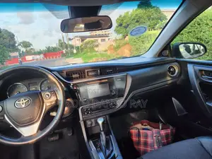 2017 Toyota Corolla SE Special Edition Sedan