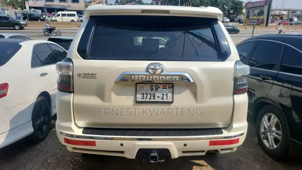 Toyota 4-Runner 2017 White - 1
