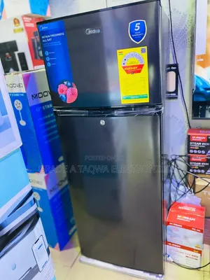 Midea 204L Bottom Freezer Refrigerator