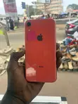 Apple iPhone XR 128GB Orange - 1