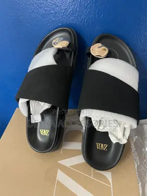 Ladies Zara Slippers - Black Leather, Size 38