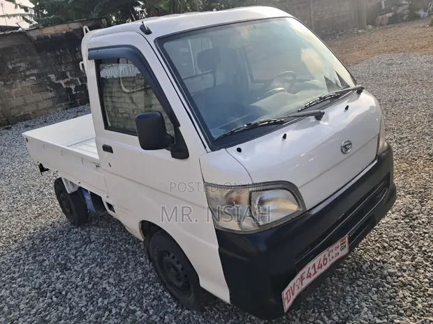 Daihatsu Hijet Automatic Food Truck - 1