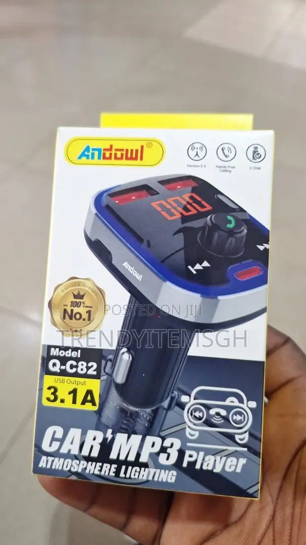 Q-C82 Car MP3 Player Bluetooth FM Transmitter with 3.1A USB Charger - 1