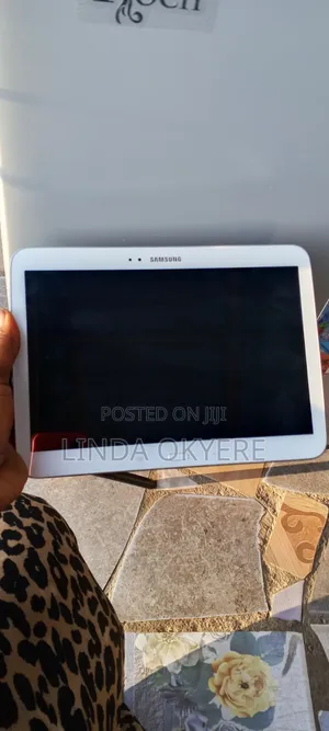 New Samsung Galaxy Tab 3 10.1 P5200 16GB White
