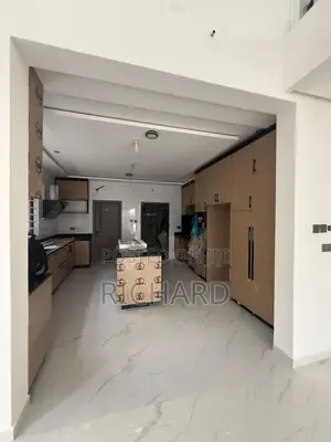4-Bedroom House for Sale in Freeholdings Estate, Unity Closed