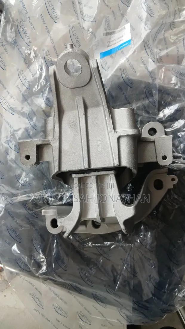 Acura RDX Gearbox Seat - 1