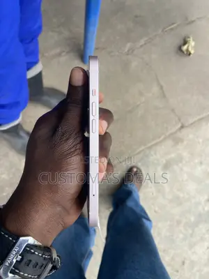 New Apple iPhone 13 128GB Pink