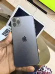 Apple iPhone 11 Pro Max 64GB Gray - 2