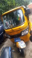 TVS King Deluxe Plus iTouch Start Scooter 2025 Yellow - 4