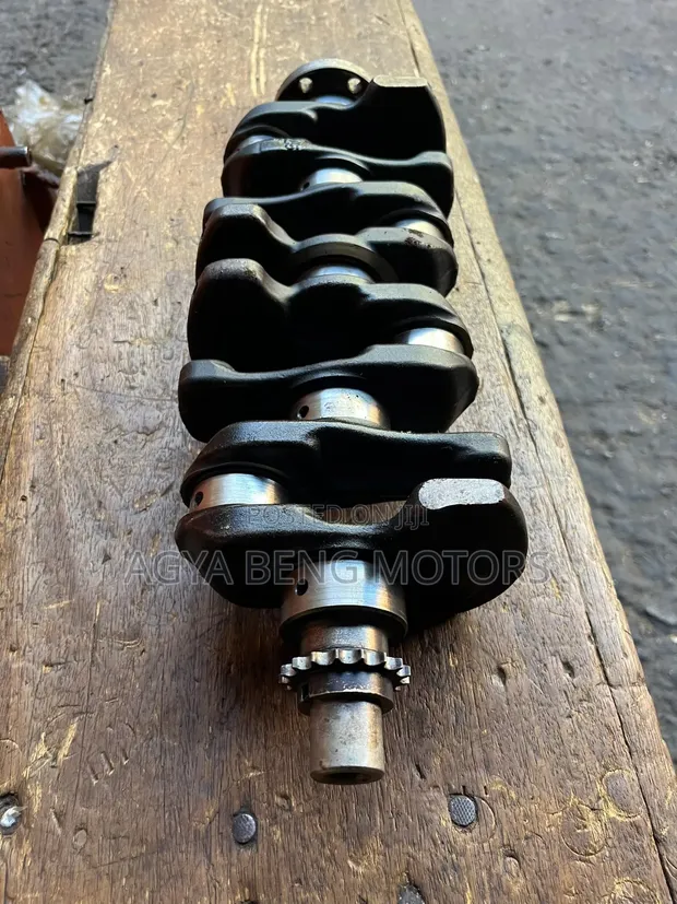 Toyota Vitz 4-Plug Crankshaft - 1