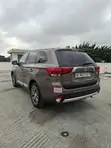 Mitsubishi Outlander SEL FWD 2017 Gray - 2