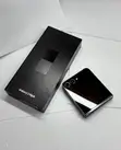 New Samsung Galaxy Z Flip 5 256GB - 2