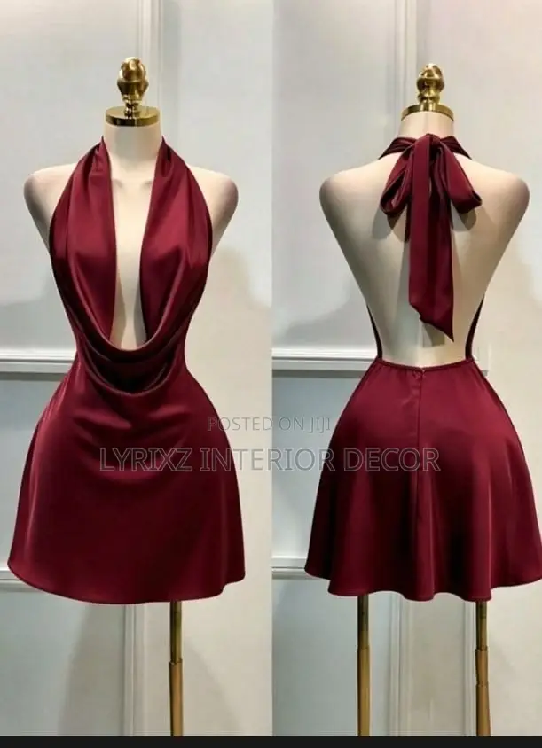 Phee's Collection Ladies Wear - 1