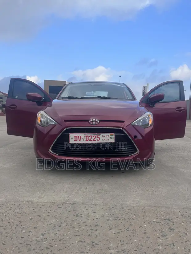 Toyota Yaris iA 1.5 FWD 2018 Red - 1