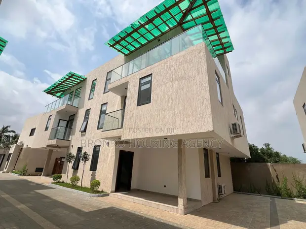 4-Bedroom Townhouse for Rent in East Legon Ajingano - 1