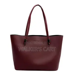 Women's Classic Leatherette Tote Bag