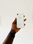 Apple iPhone XR 64GB Red - 4