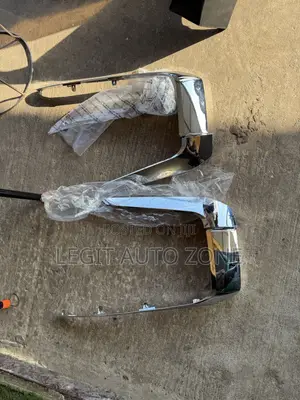 Mitsubishi L200 Bumper Chromes (2019-2021)