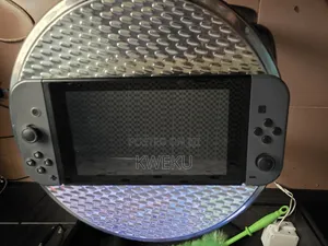 Nintendo Switch (Original)