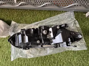 Honda Civic Headlight (2022-2025)