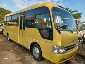Hyundai County Bus 2015