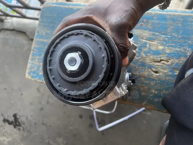 Toyota Corolla Matrix Air Conditioner Motor - 1