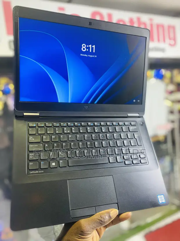Dell Latitude 14 E5470 Laptop - Core i5, 8GB RAM, 256GB SSD - 1