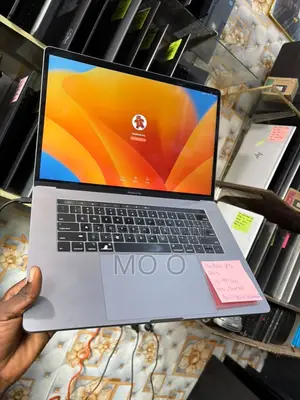Apple MacBook Pro 2019 16GB Intel Core i9 512GB SSD