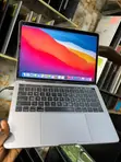 Apple MacBook Pro 2016 13" 16GB RAM 256GB SSD - 1
